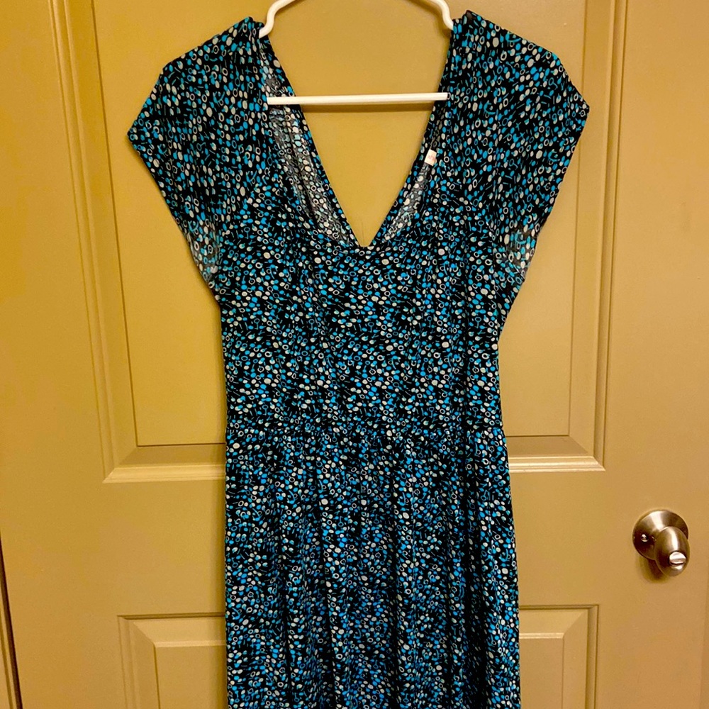 Cute dress with open back